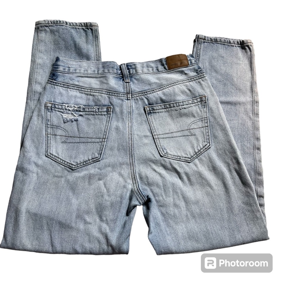 American Eagle mom jeans